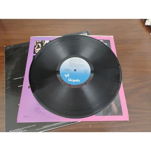 Live From Earth [LP] Pat Benatar (Vinyl, Chrysalis Records USA) 33 Record Album - Picture 11 of 11